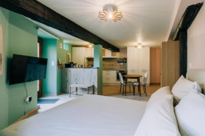 Old Town Suite - Cosy & Quiet - Free car park